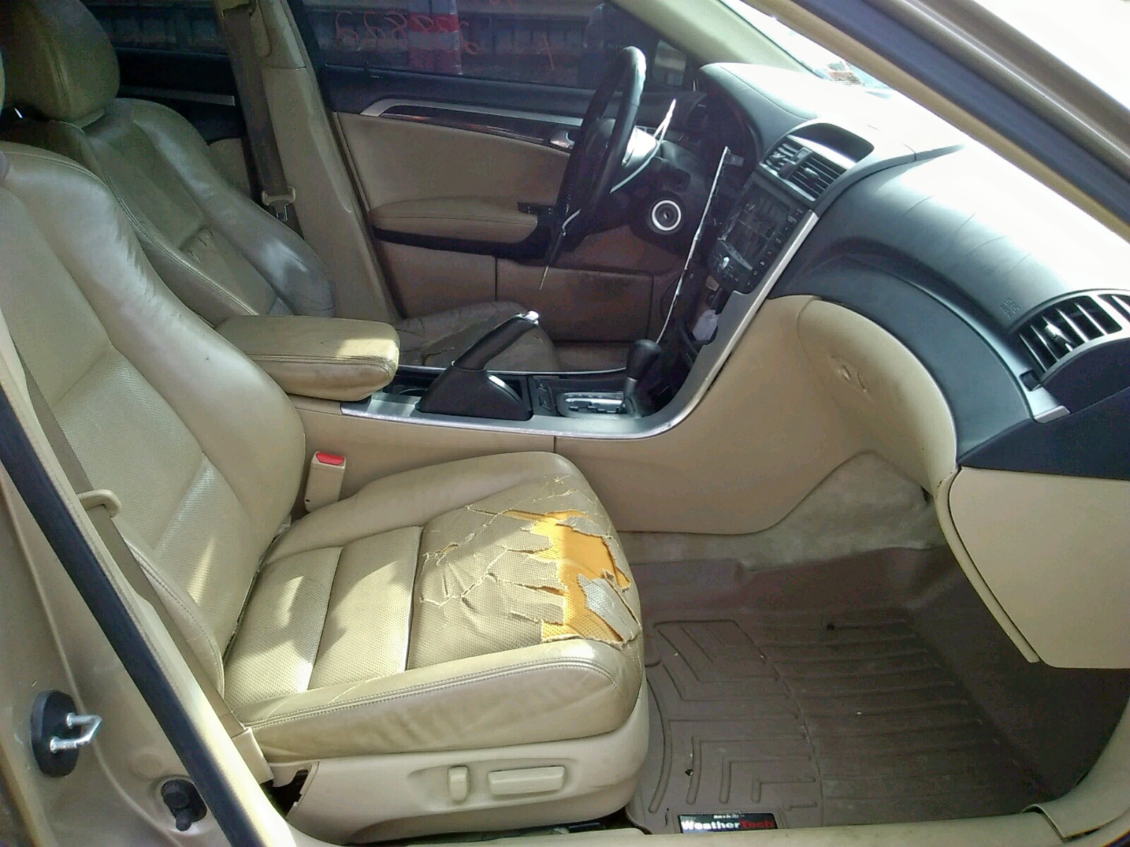 Photo 5 from auction – 2007 ACURA TL with VIN 19UUA66267A022861