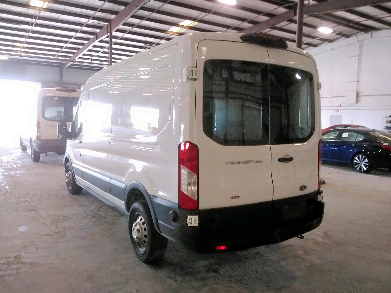 Photo 3 from auction – 2020 FORD TRANSIT T- with VIN 1FTBR2C88LKA34675