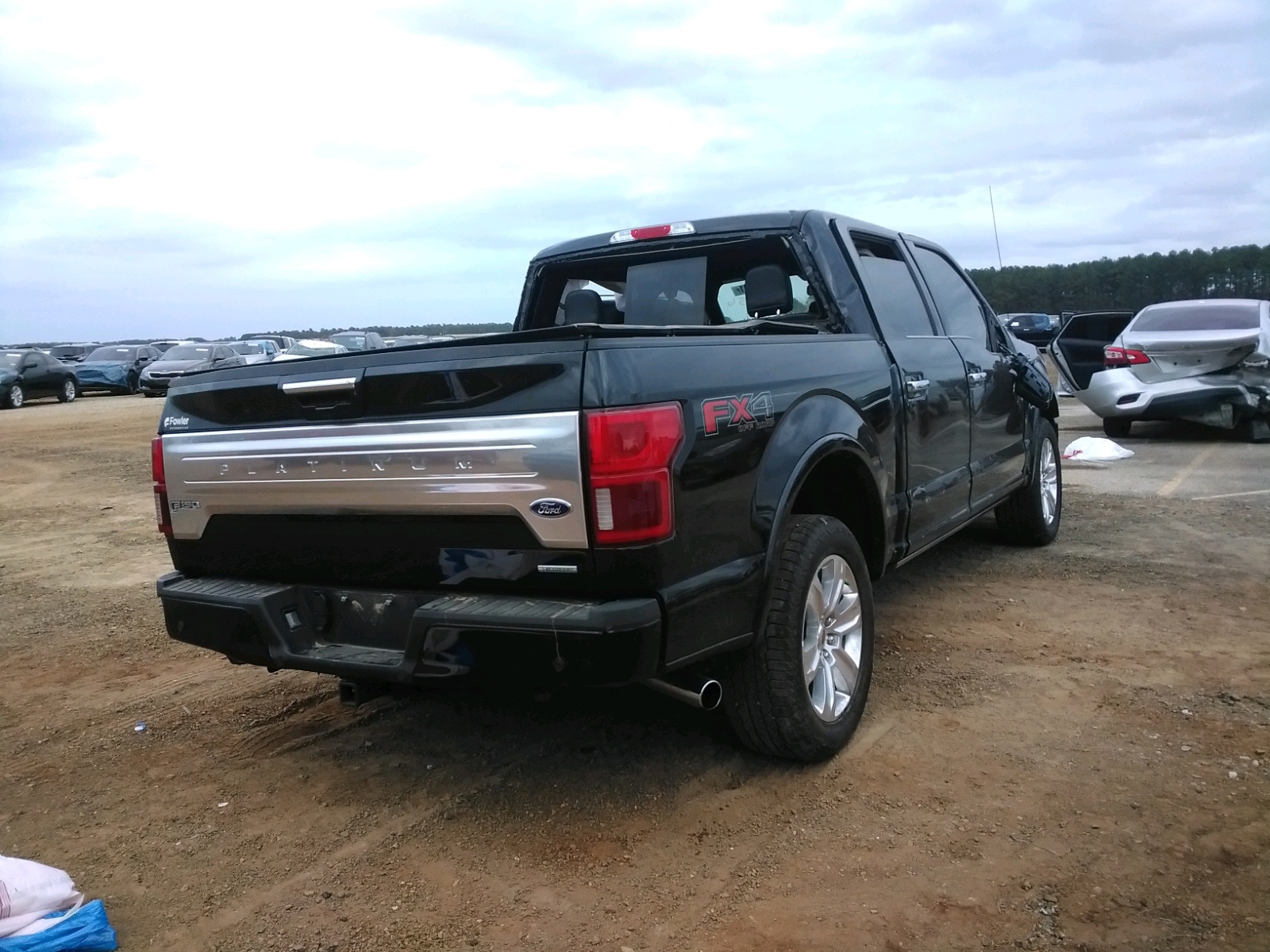 Photo 4 from auction – 2020 FORD F150 SUPER with VIN 1FTEW1E49LFC73056