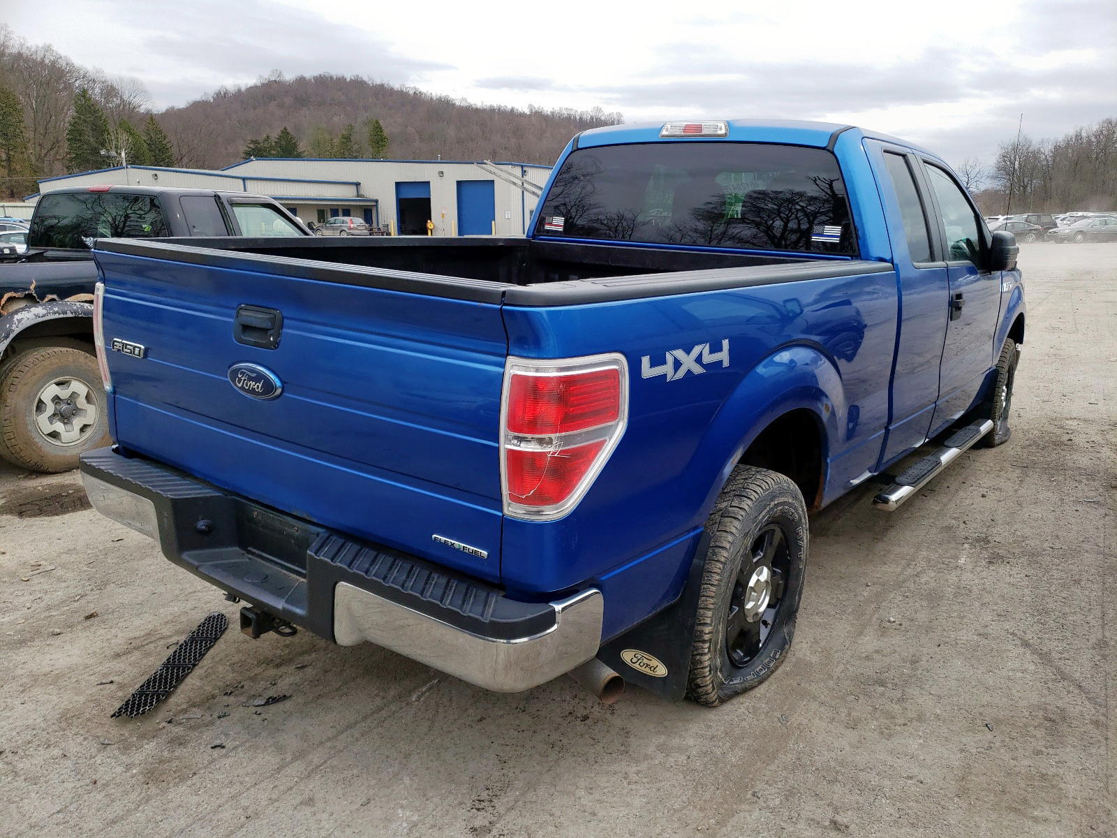 Photo 4 from auction – 2013 FORD F150 SUPER with VIN 1FTFX1EF5DFA68936