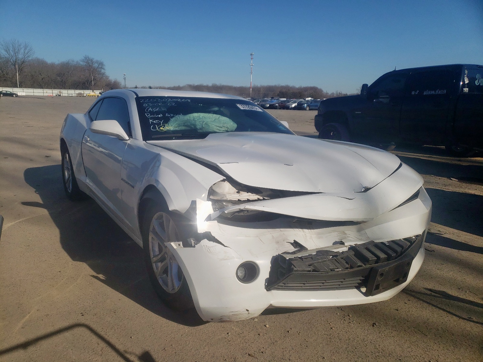 CHEVROLET CAMARO LS 2015 with VIN 2G1FB1E30F9120241 - Photo from auction