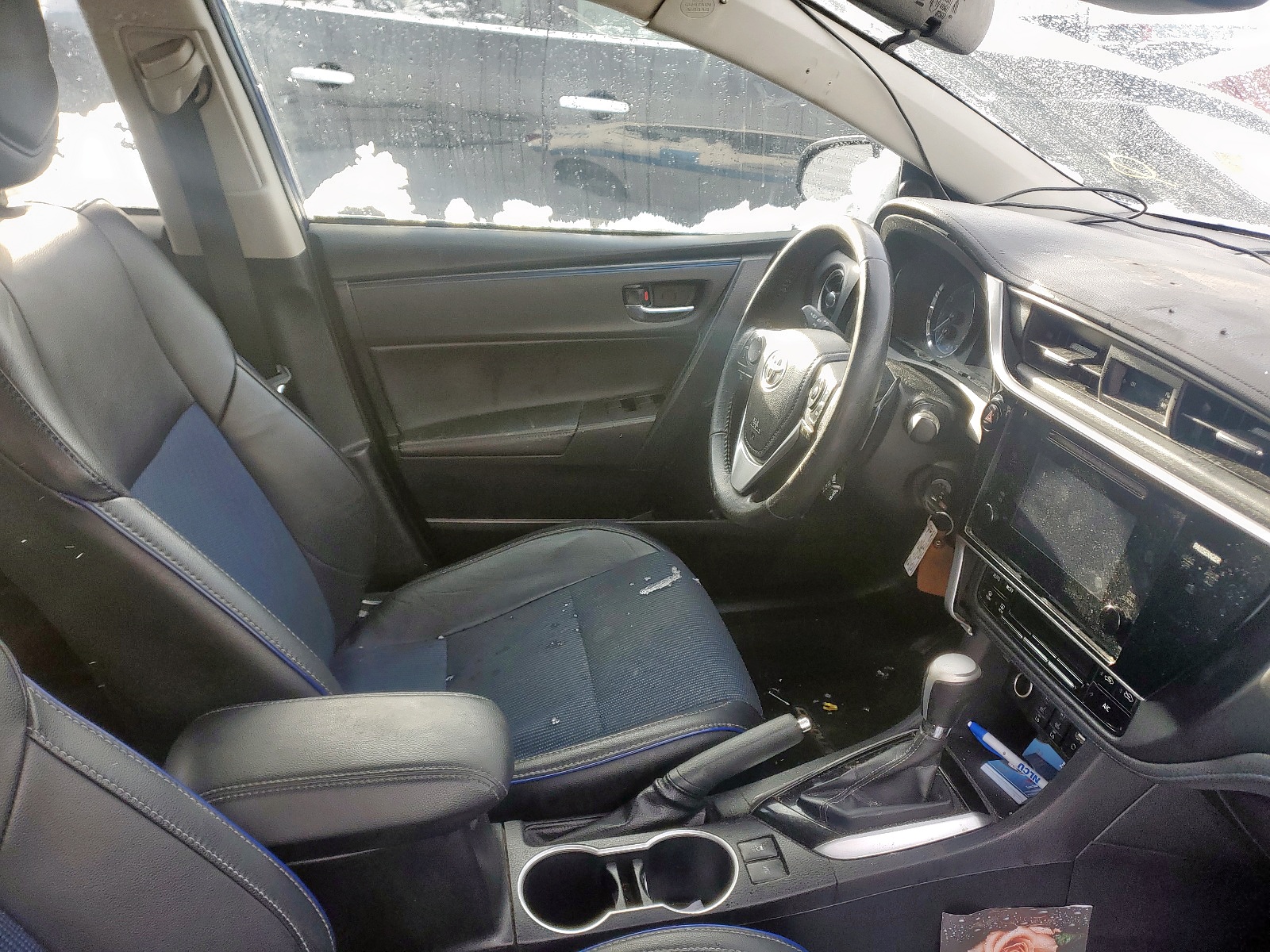 Photo 5 from auction – 2017 TOYOTA COROLLA L with VIN 2T1BURHE7HC867527