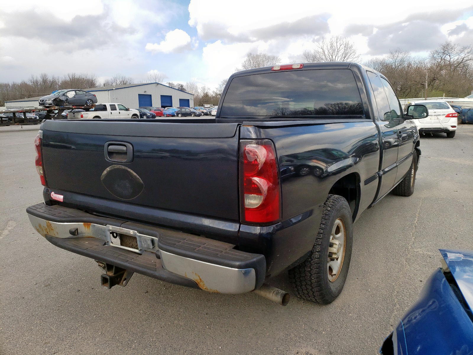 Photo 4 from auction – 2004 CHEVROLET SILVERADO with VIN 2GCEC19T341282726