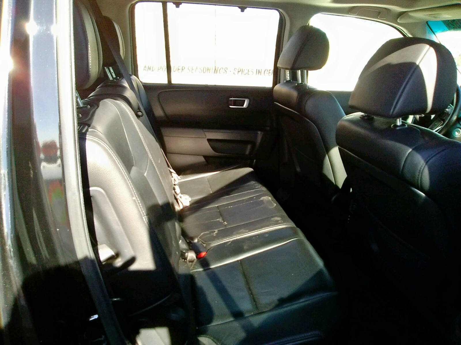 Foto 6 de la subasta – 2012 HONDA PILOT TOUR con VIN 5FNYF4H95CB077402