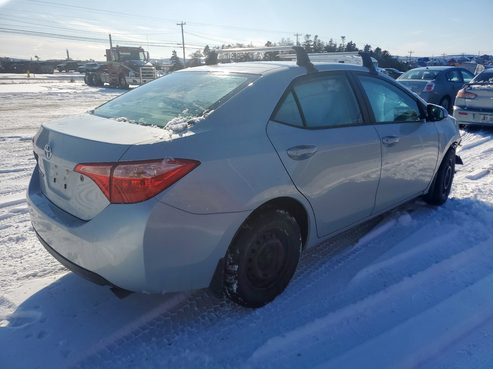 Photo 4 from auction – 2018 TOYOTA COROLLA L with VIN 2T1BURHE3JC074702