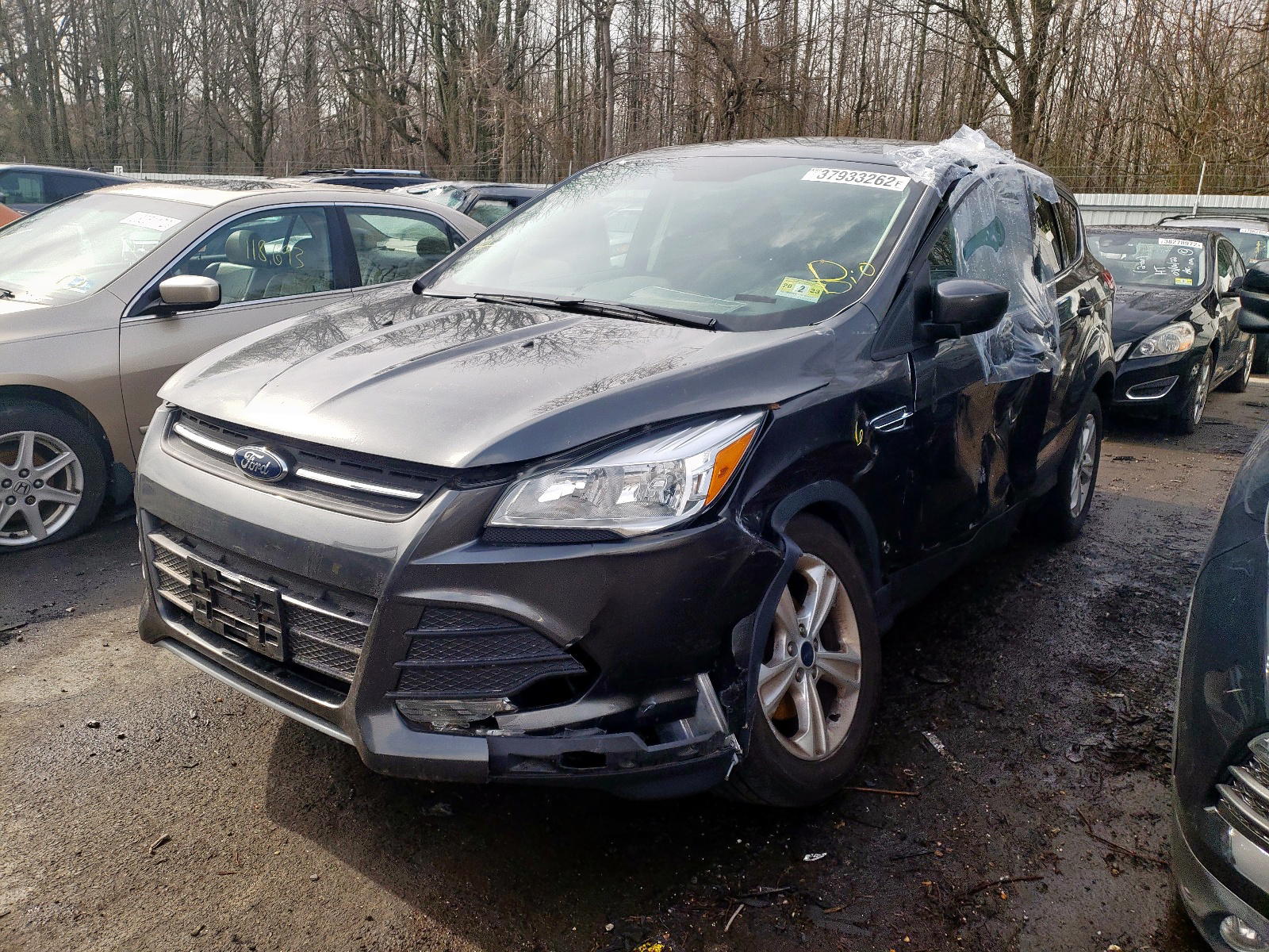 Photo 2 from auction – 2016 FORD ESCAPE SE with VIN 1FMCU0G75GUC91985