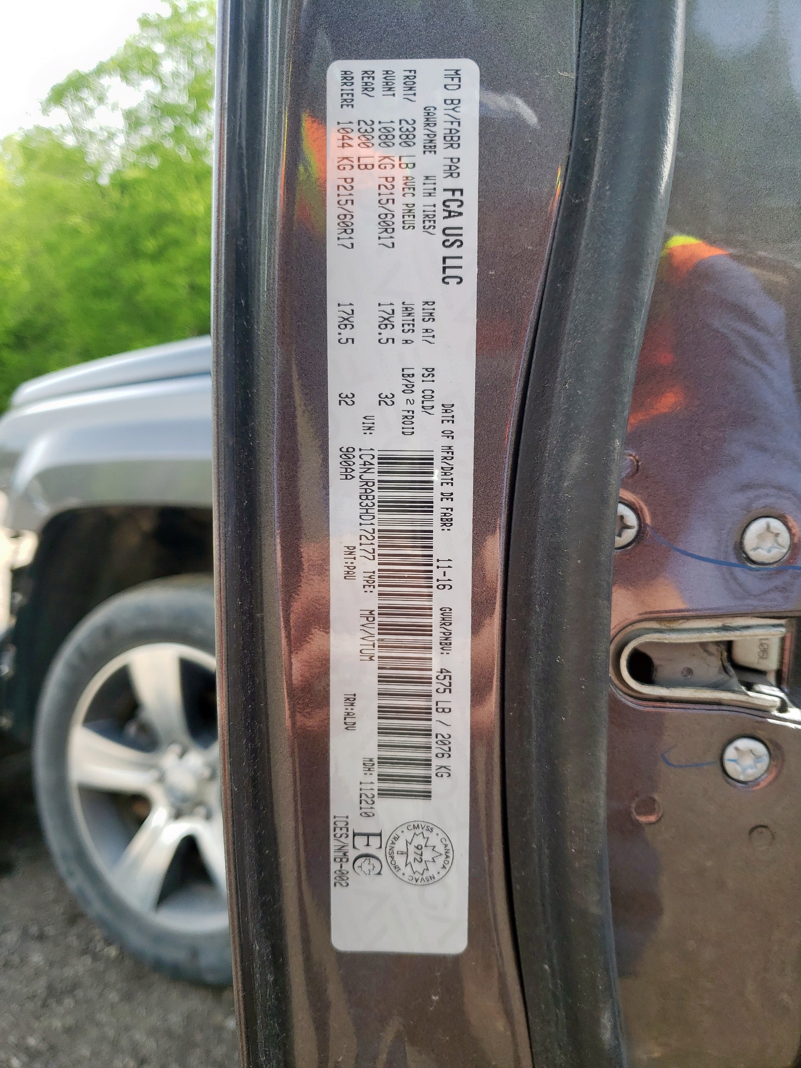 Photo 10 from auction – 2017 JEEP PATRIOT with VIN 1C4NJRAB3HD172177
