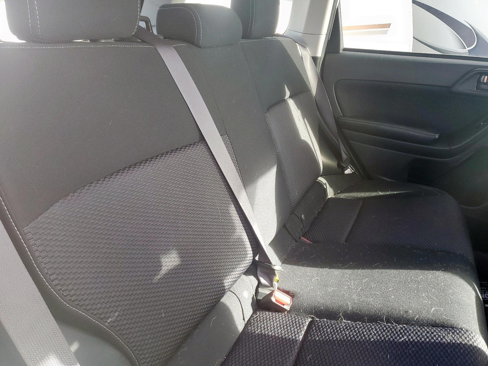 Photo 6 from auction – 2017 SUBARU FORESTER 2 with VIN JF2SJEBC0HH441393