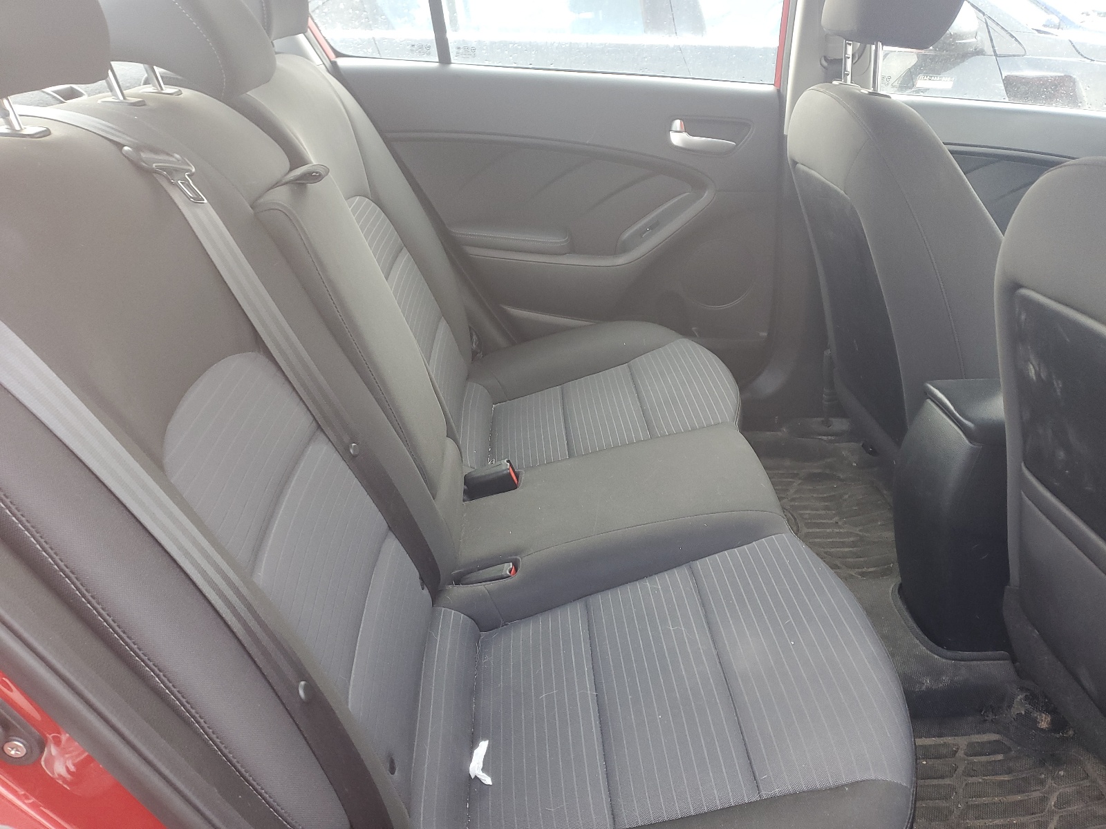 Photo 6 from auction – 2018 KIA FORTE LX with VIN 3KPFL4A77JE216571