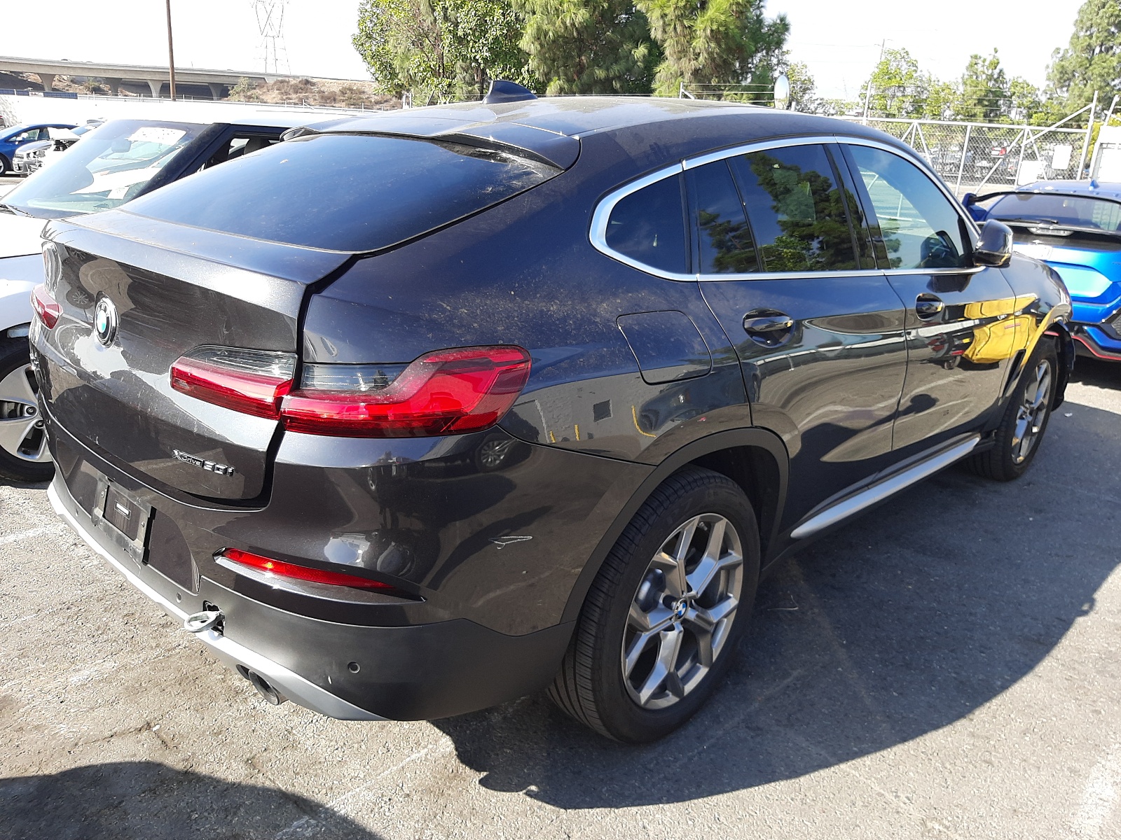Photo 4 from auction – 2020 BMW X4 XDRIVE3 with VIN 5UX2V1C09L9B53649