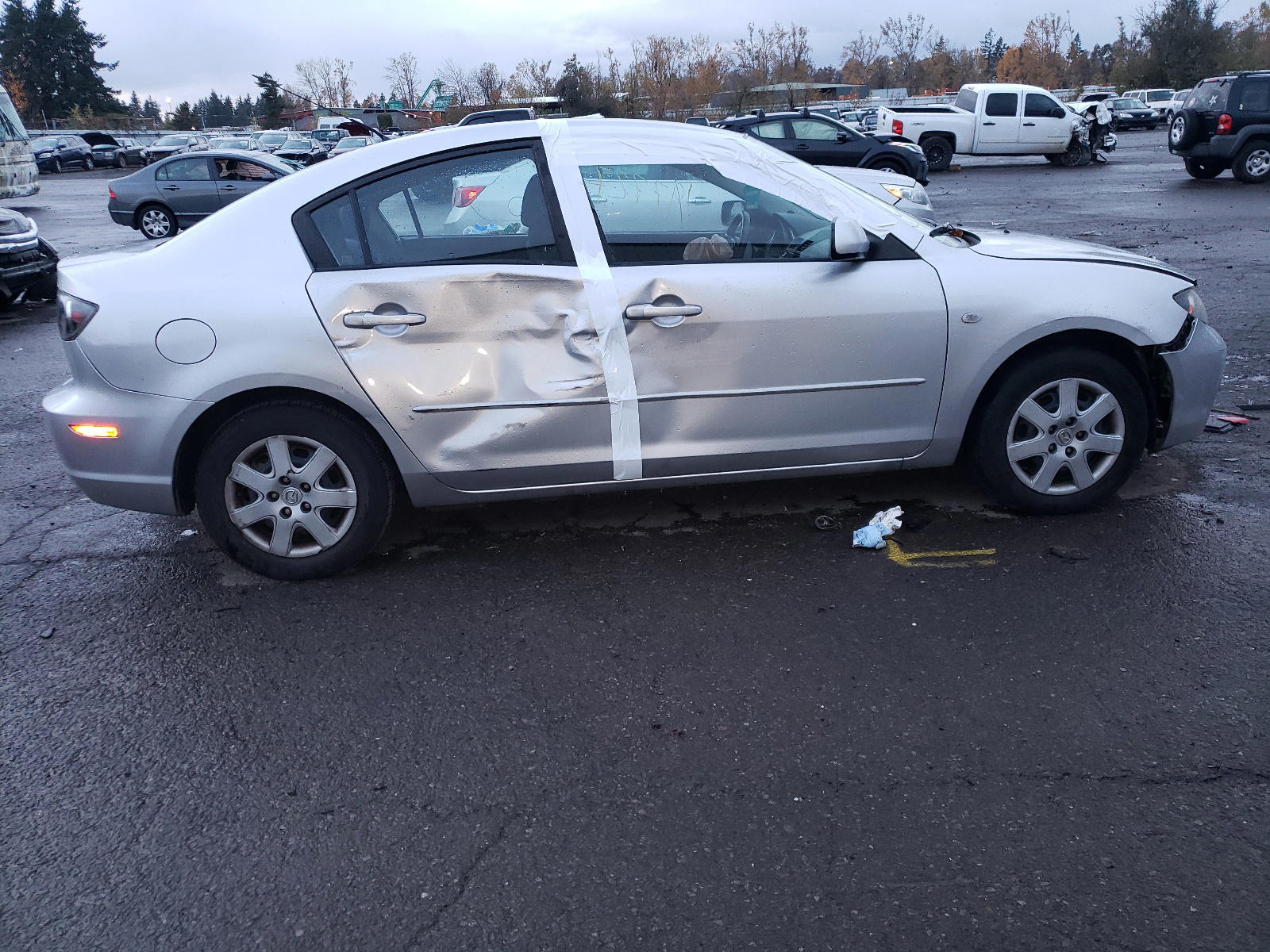 Photo 9 from auction – 2008 MAZDA 3 I with VIN JM1BK12F781101763