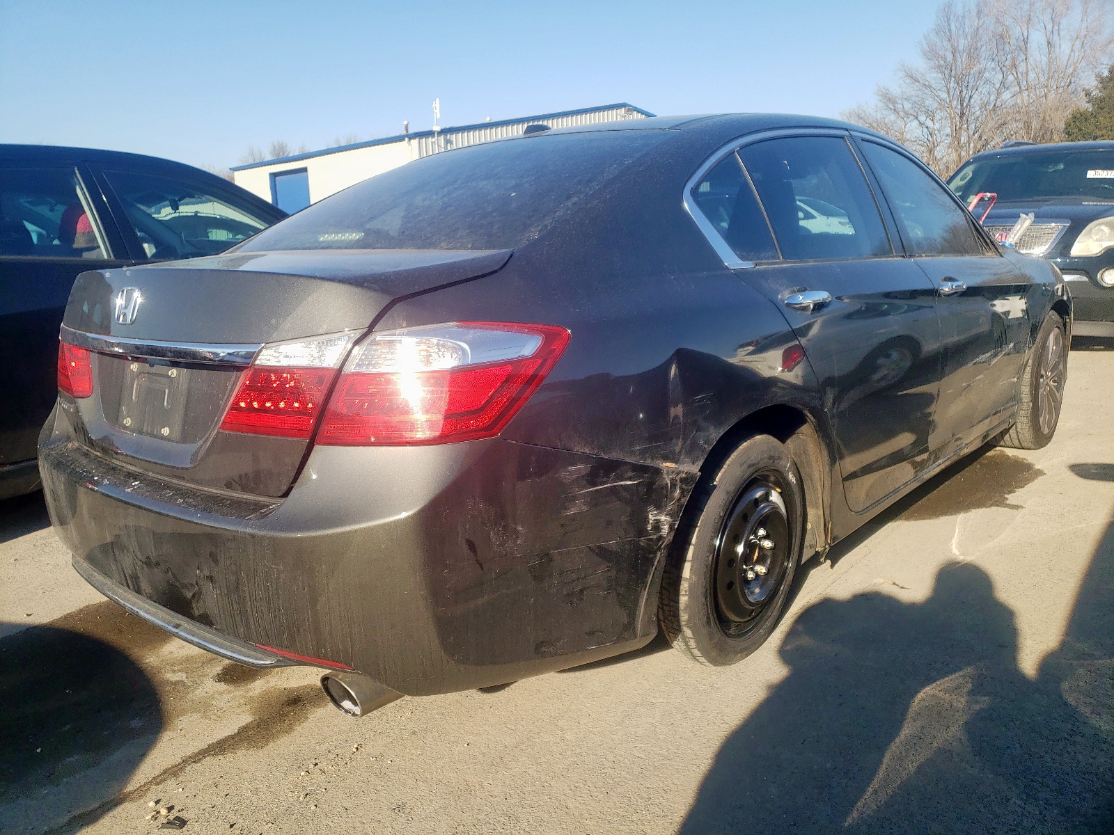 Photo 4 from auction – 2014 HONDA ACCORD EXL with VIN 1HGCR2F83EA101516