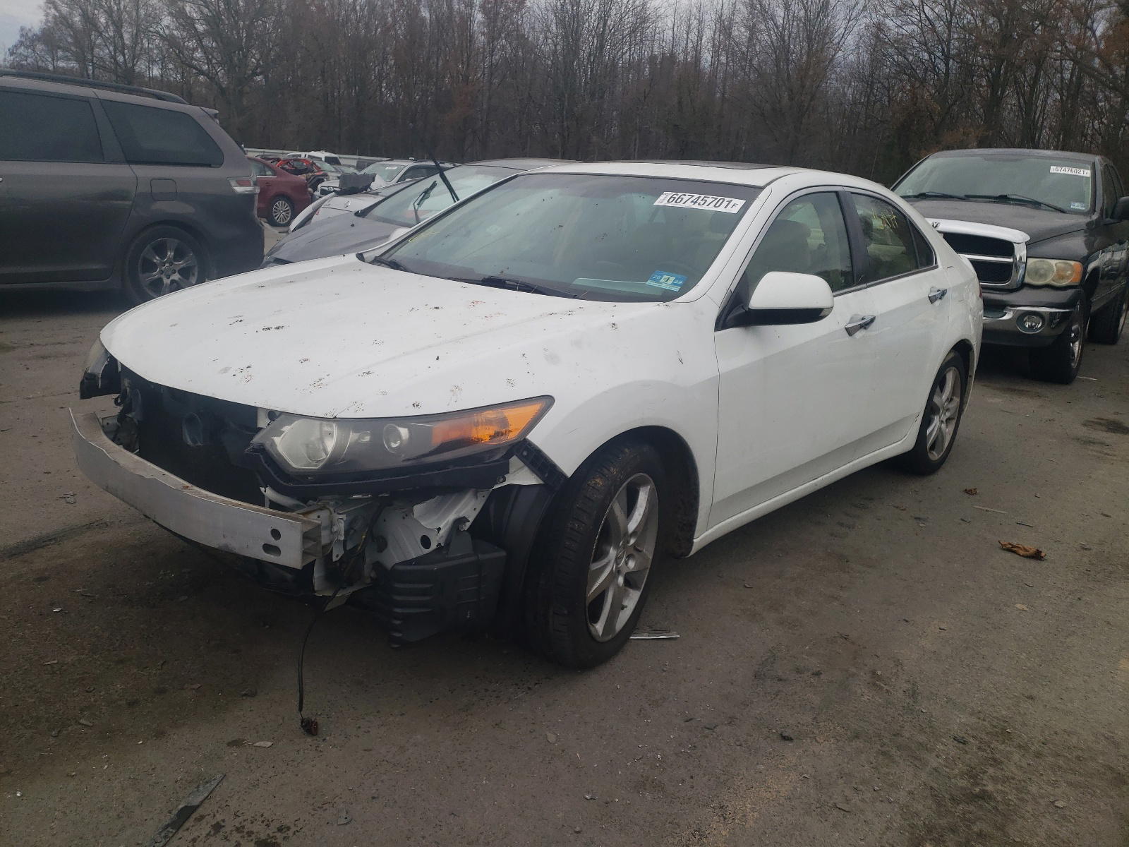 Photo 2 from auction – 2012 ACURA TSX with VIN JH4CU2F45CC006997