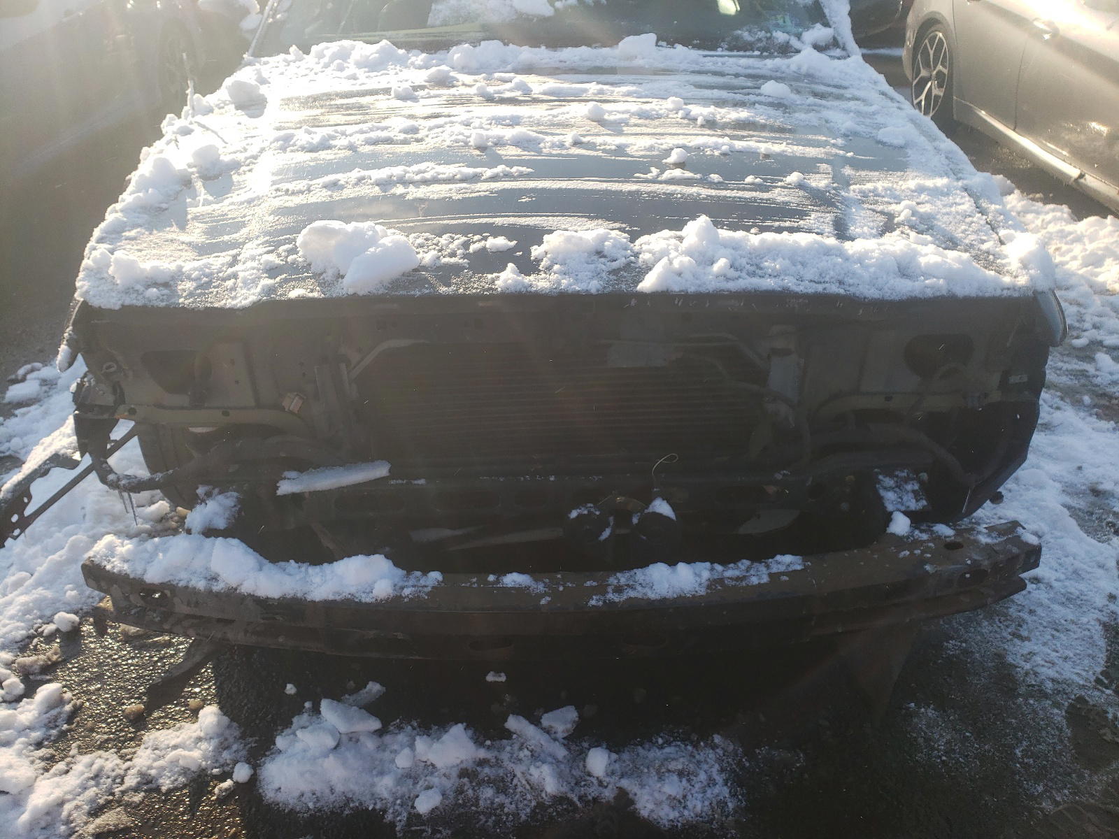 Photo 7 from auction – 2001 FORD CROWN VICT with VIN 2FAFP74W01X131502
