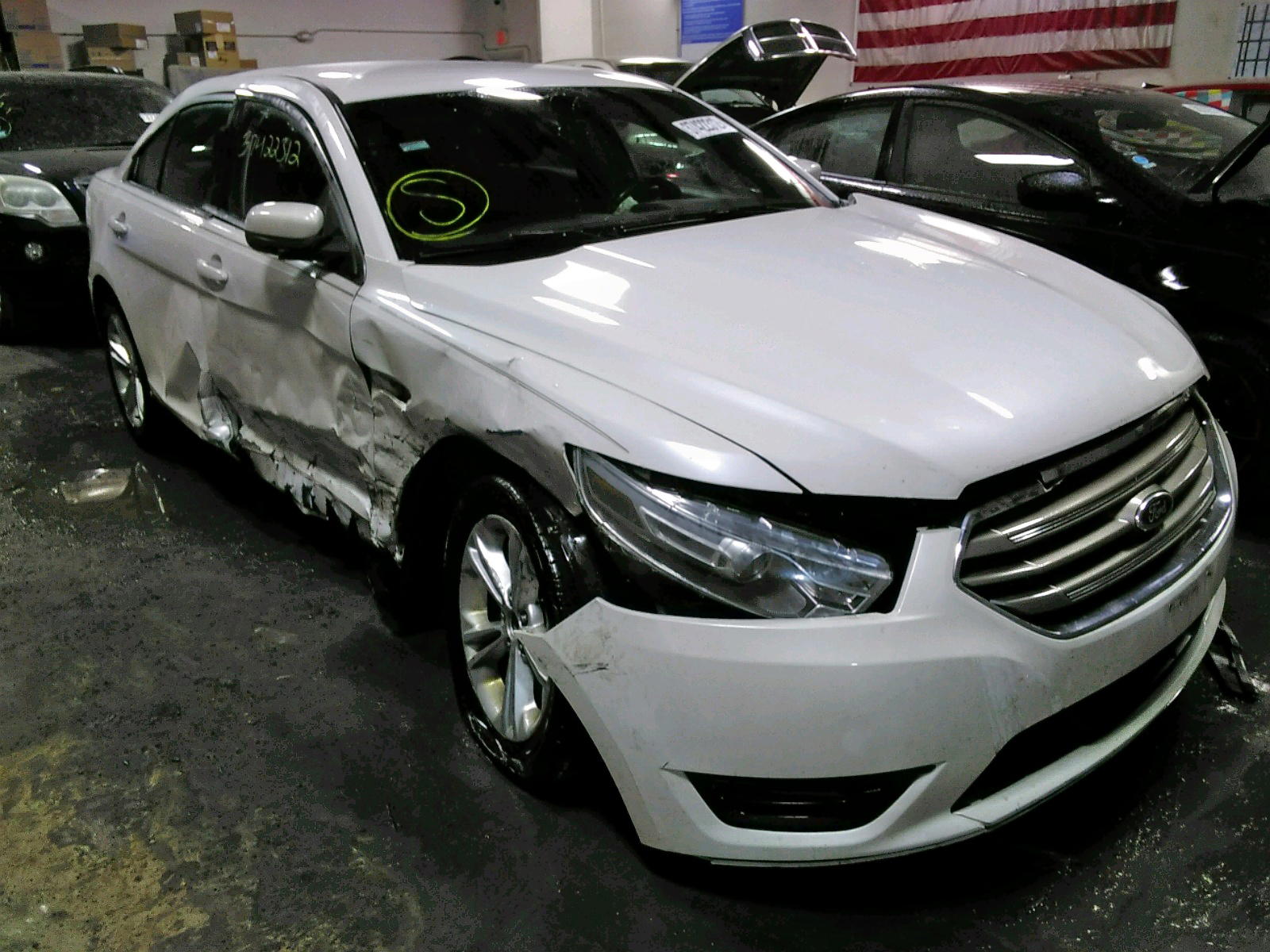 FORD TAURUS SEL 2013 with VIN 1FAHP2E80DG155501 - Photo from auction