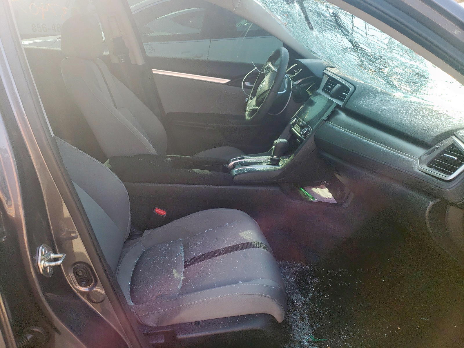 Photo 5 from auction – 2016 HONDA CIVIC EX with VIN 19XFC2F7XGE239705
