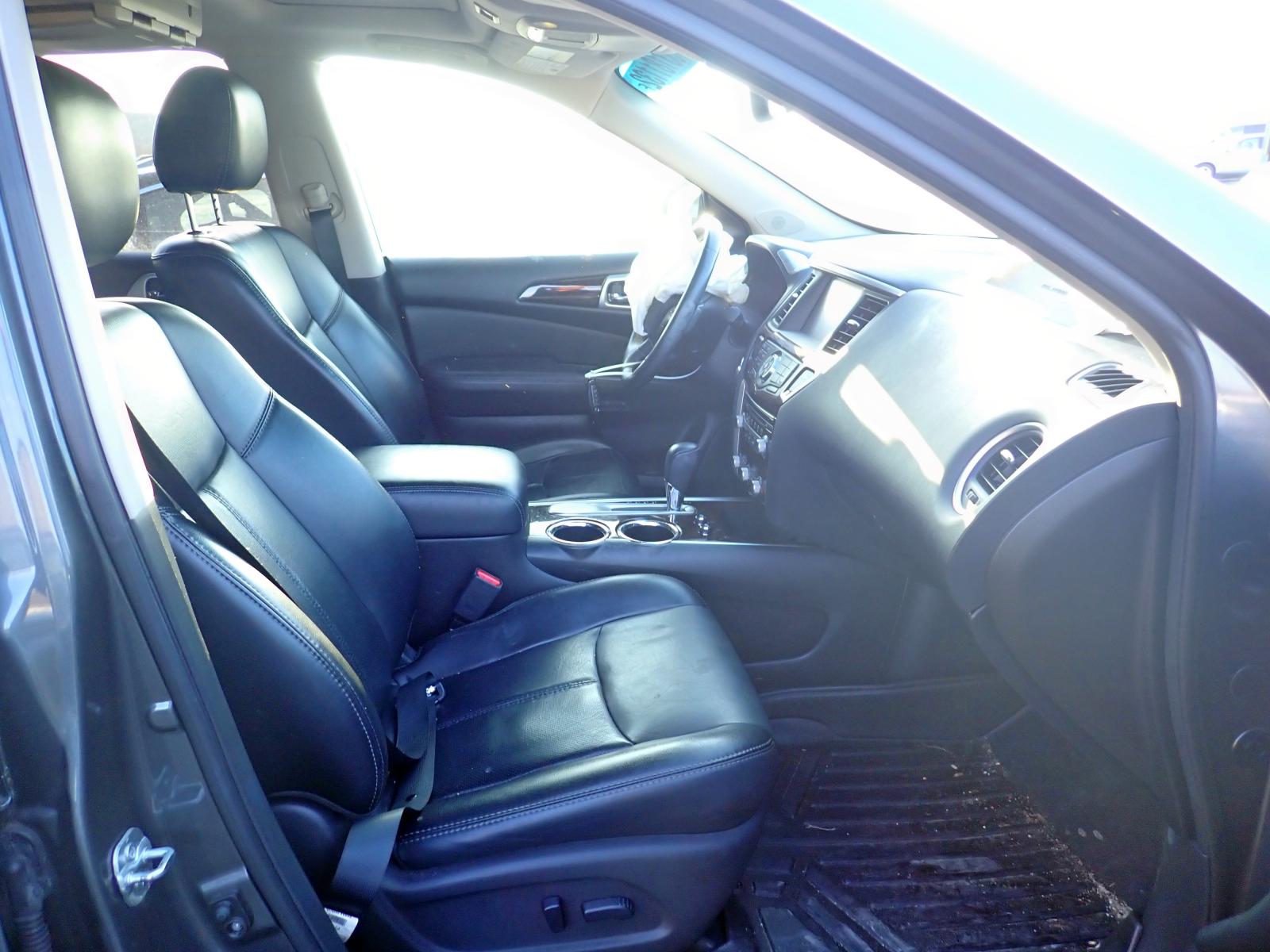 Photo 5 from auction – 2015 NISSAN PATHFINDER with VIN 5N1AR2MNXFC692461
