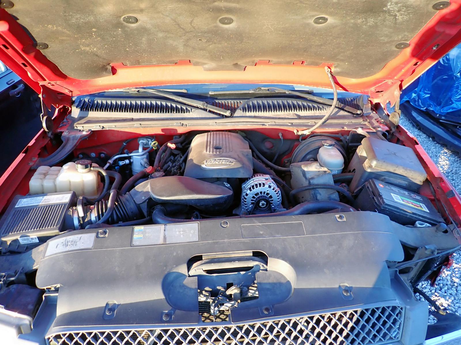 Photo 7 from auction – 2005 CHEVROLET SILVERADO with VIN 2GCEC19V251194561