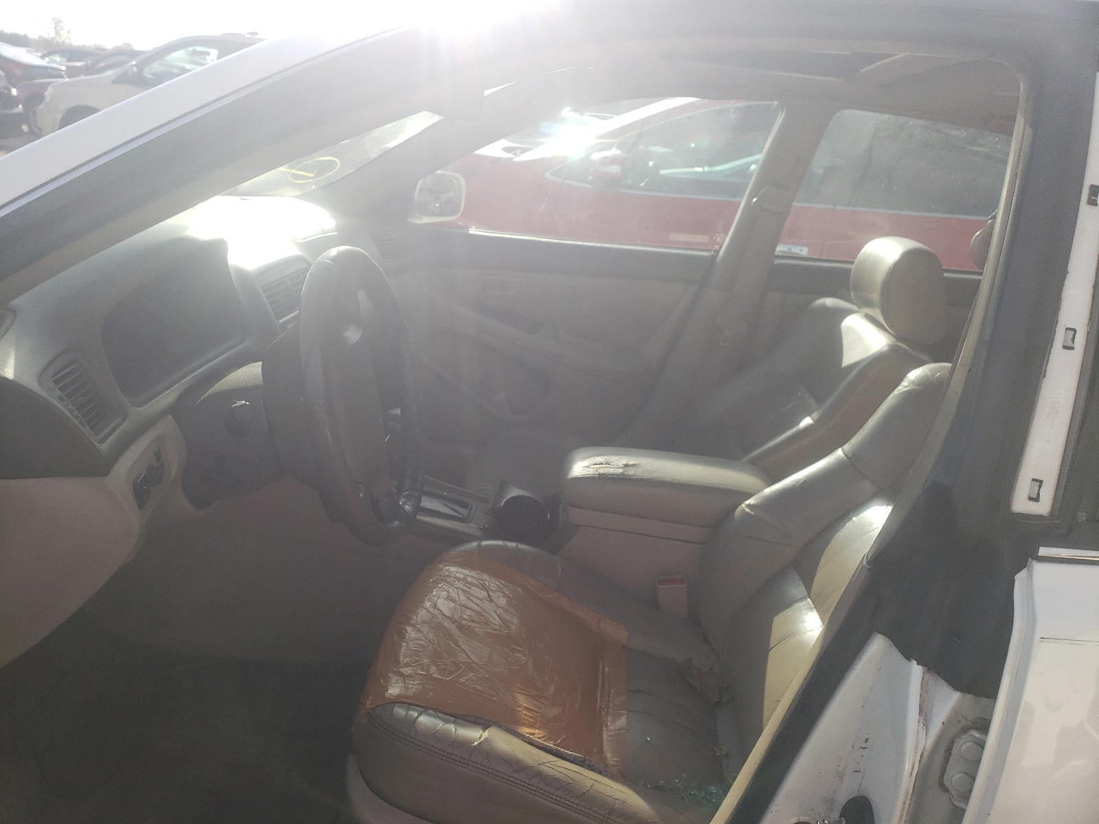 Photo 5 from auction – 1998 LEXUS ES 300 with VIN JT8BF28G1W5026976