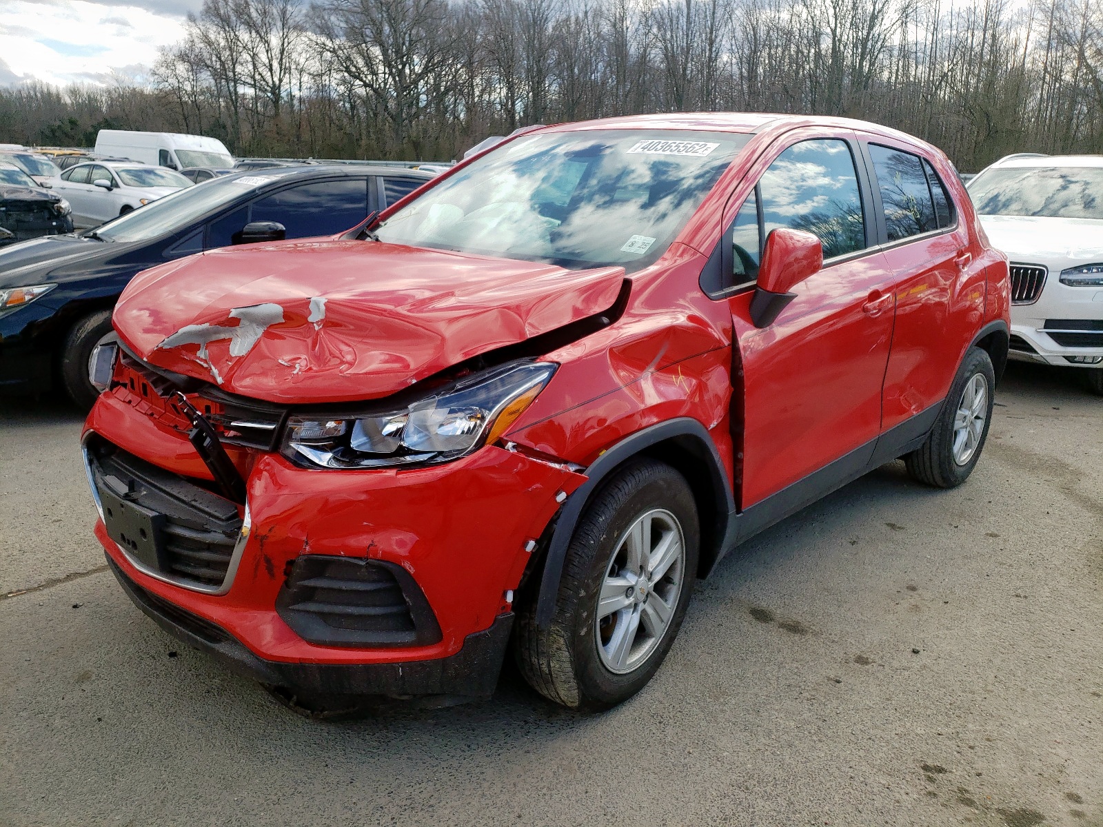 Photo 2 from auction – 2020 CHEVROLET TRAX LS with VIN KL7CJKSB4LB345056