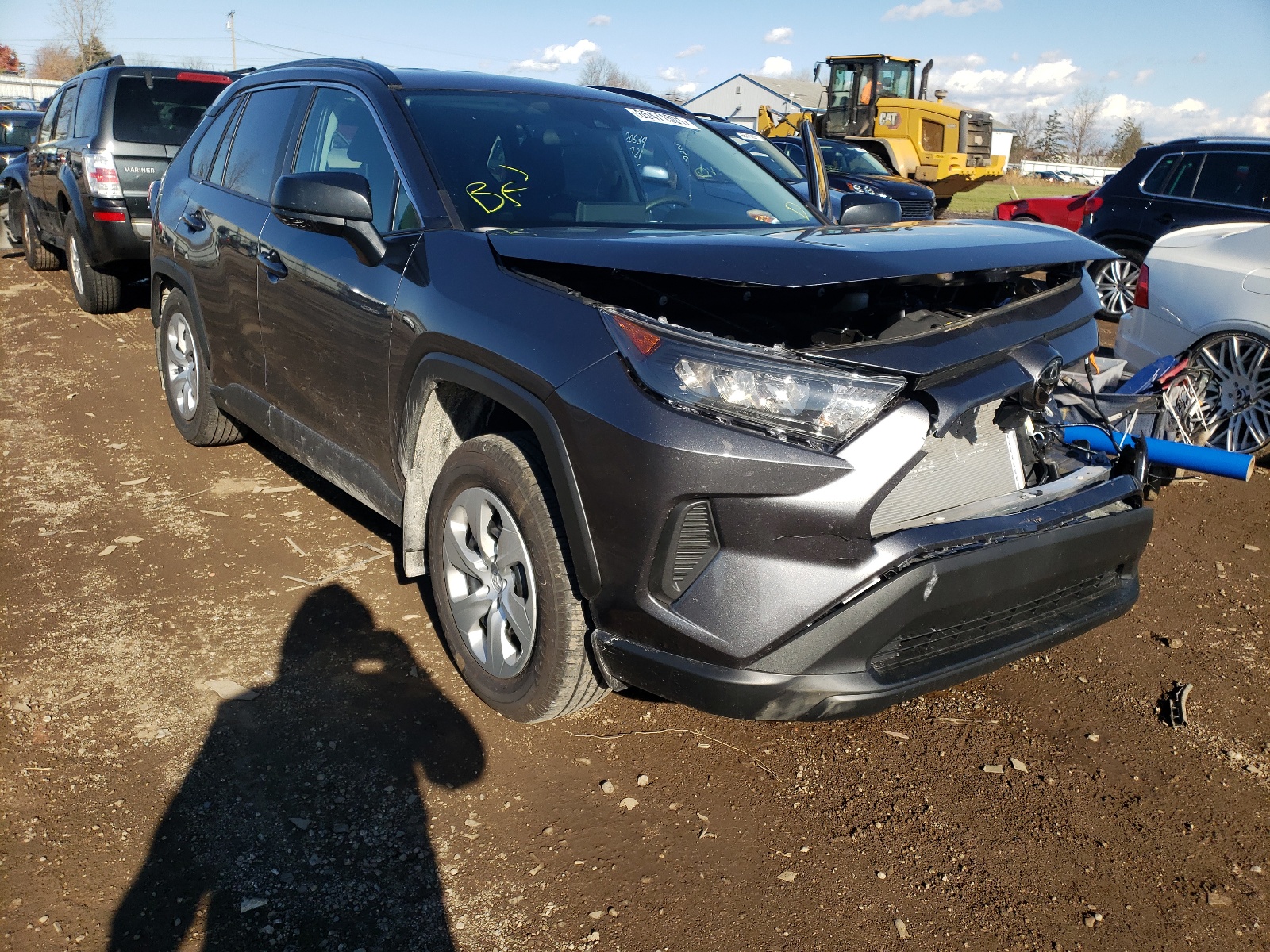 Photo 1 from auction – 2021 TOYOTA RAV4 LE with VIN 2T3F1RFV6MC224777