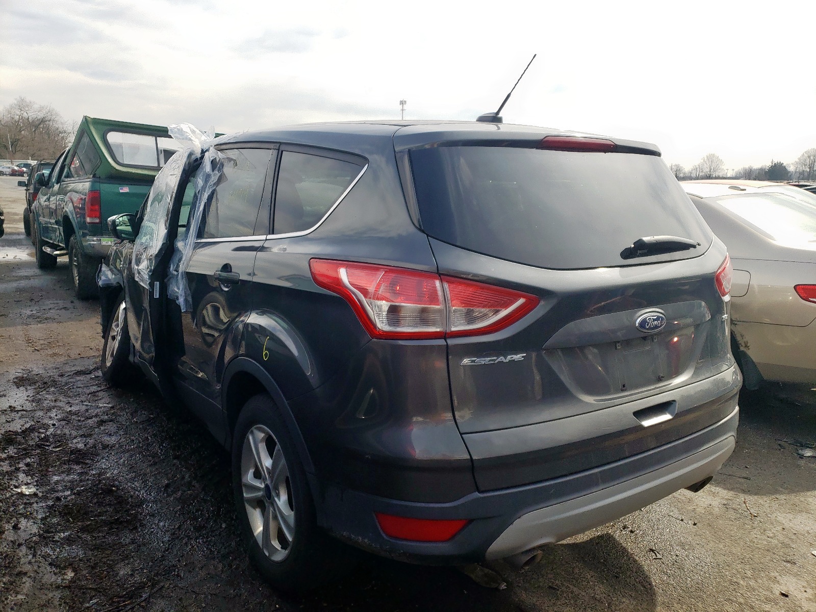 صورة رقم 3 من المزاد - 2016 FORD ESCAPE SE مع VIN 1FMCU0G75GUC91985