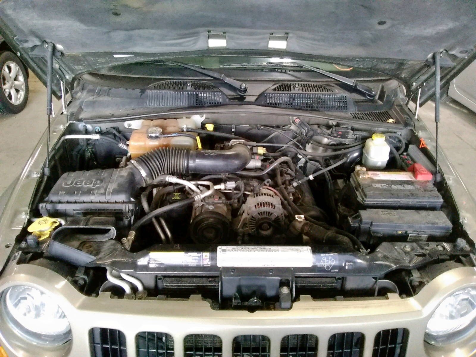 Photo 7 from auction – 2006 JEEP LIBERTY SP with VIN 1J4GL48K96W178380