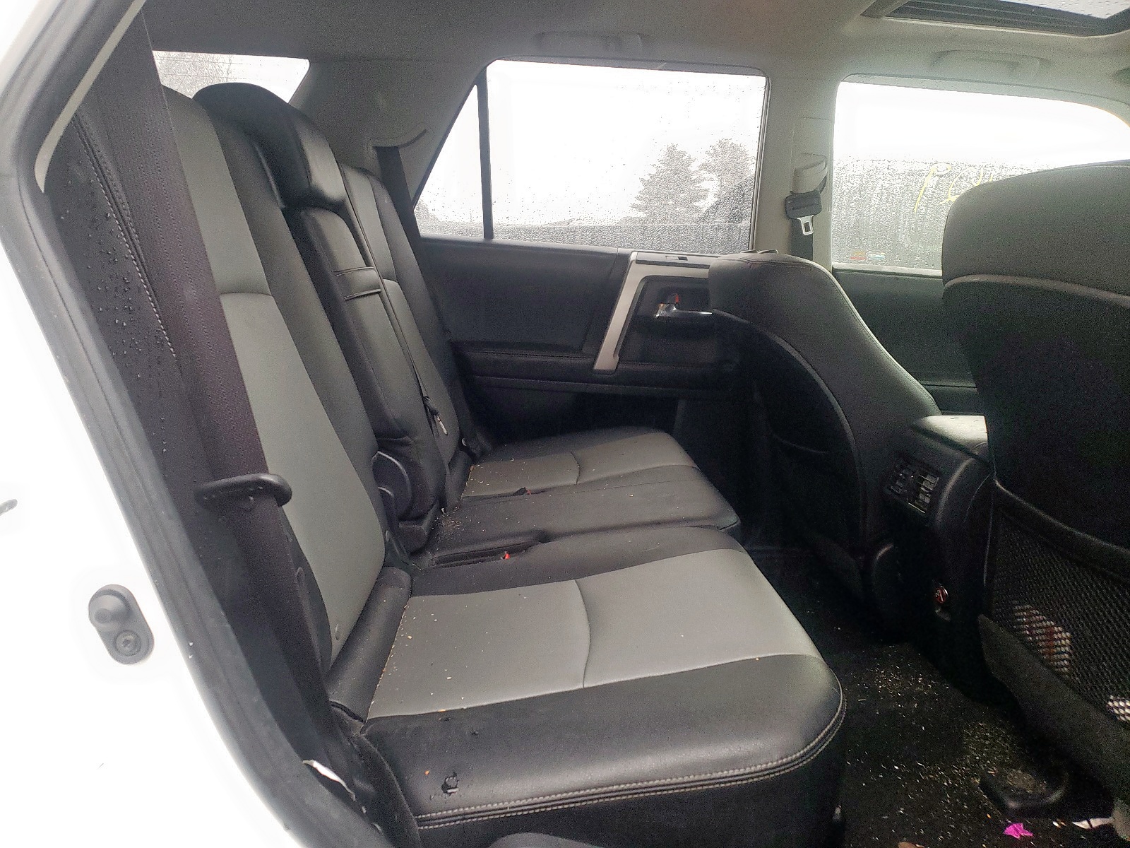 Photo 6 from auction – 2017 TOYOTA 4RUNNER SR with VIN JTEBU5JR0H5429446