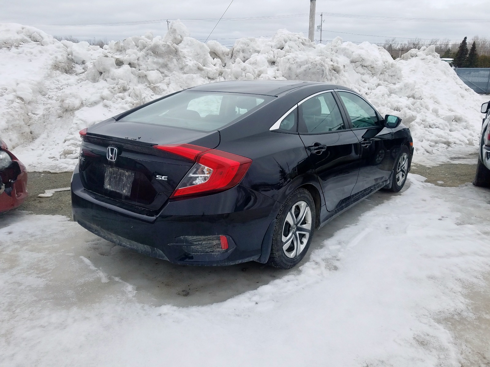 Photo 4 from auction – 2018 HONDA CIVIC LX with VIN 2HGFC2F60JH010096