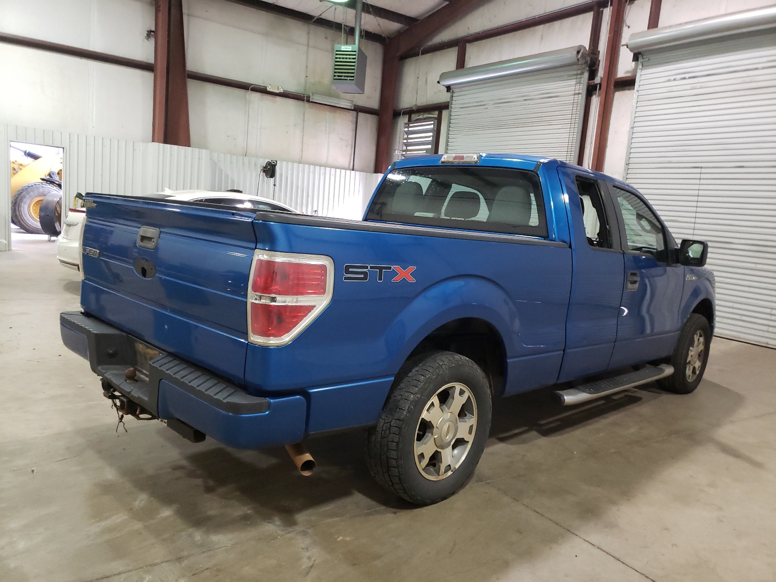 Photo 4 from auction – 2010 FORD F150 SUPER with VIN 1FTEX1CW4AFA29541