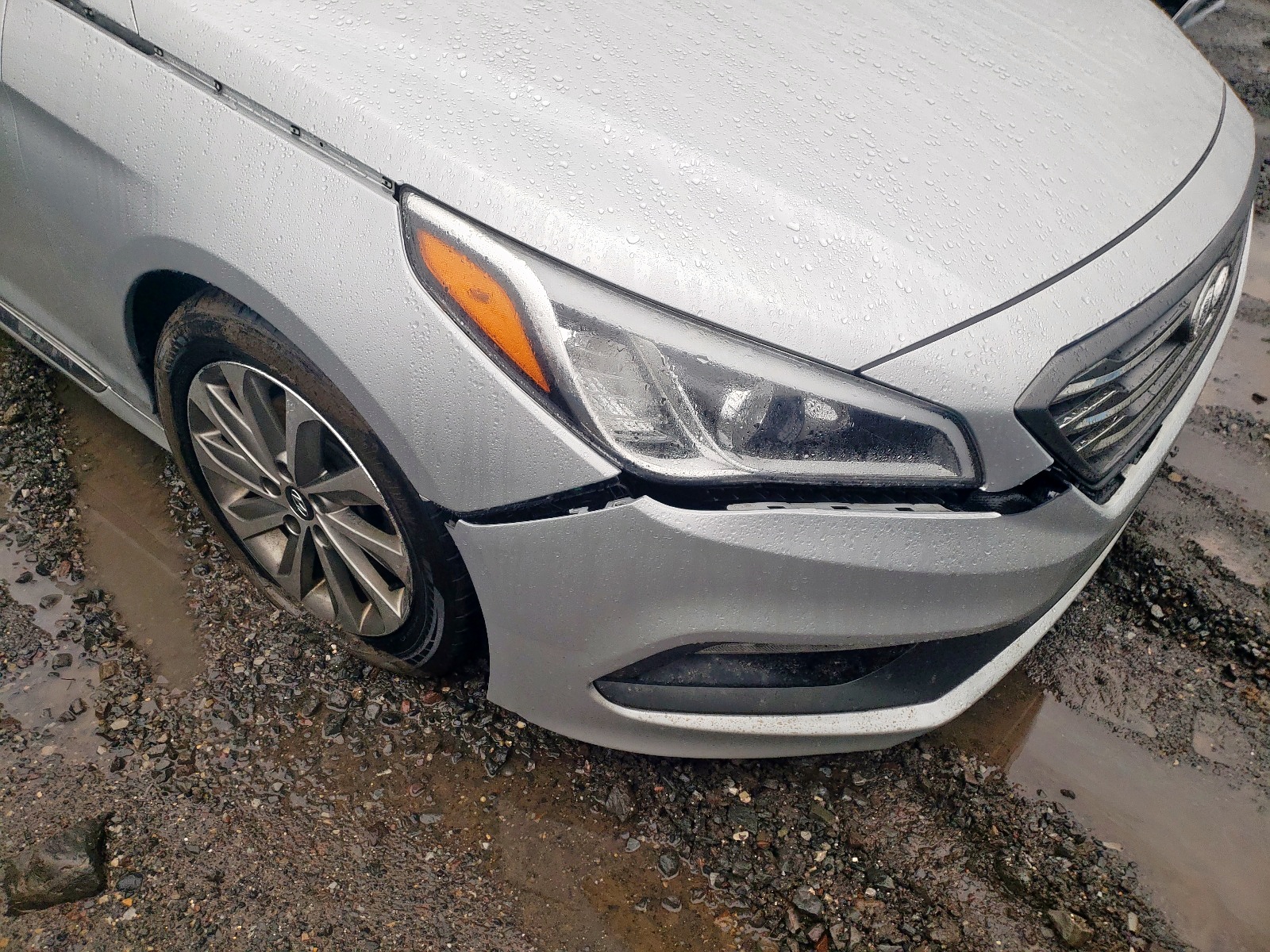 Photo 9 from auction – 2015 HYUNDAI SONATA SPO with VIN 5NPE34AF2FH124130
