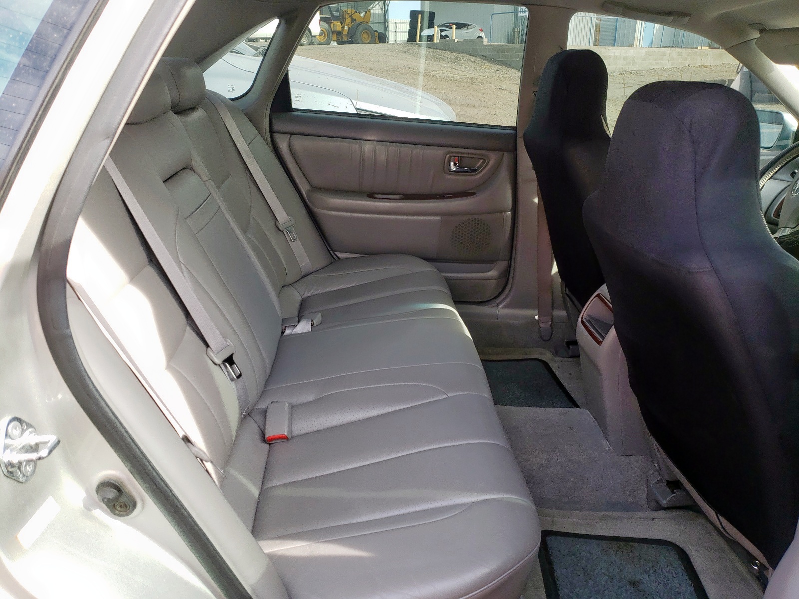 Photo 6 from auction – 2003 TOYOTA AVALON XL with VIN 4T1BF28B03U336538