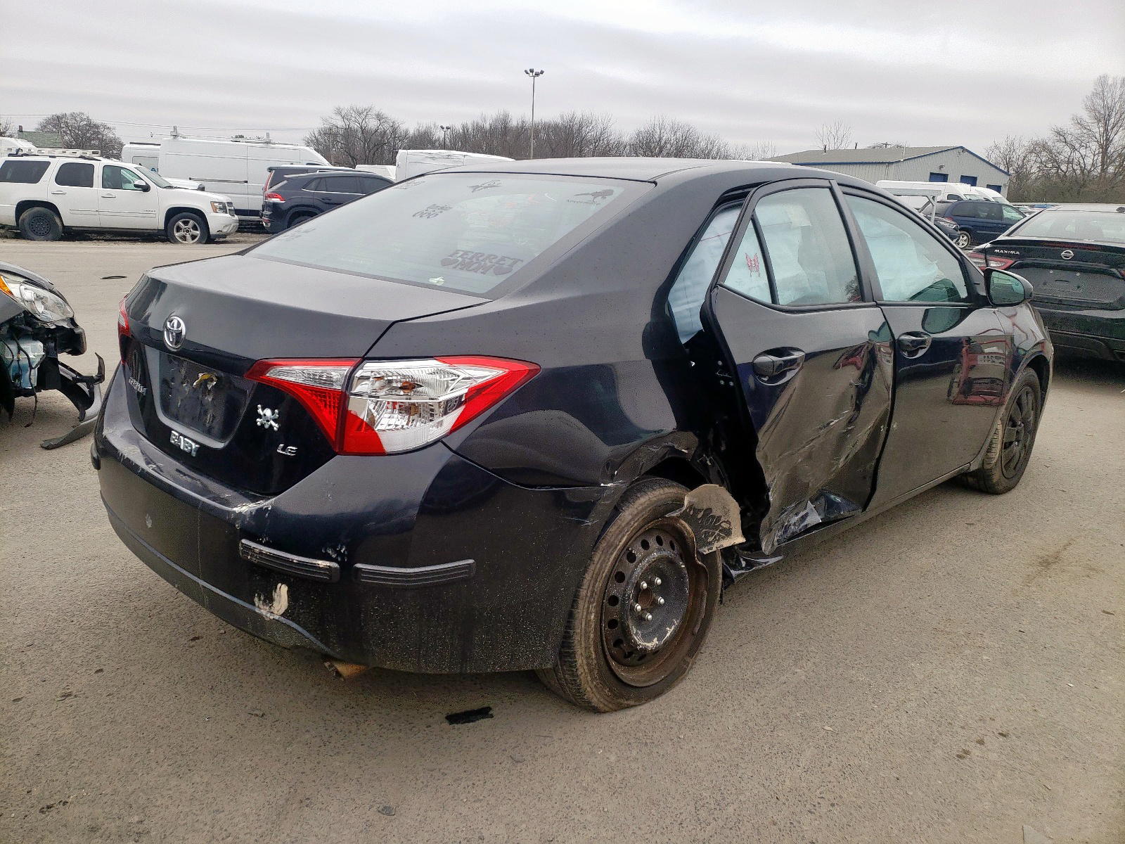 Photo 4 from auction – 2015 TOYOTA COROLLA L with VIN 2T1BURHEXFC476014