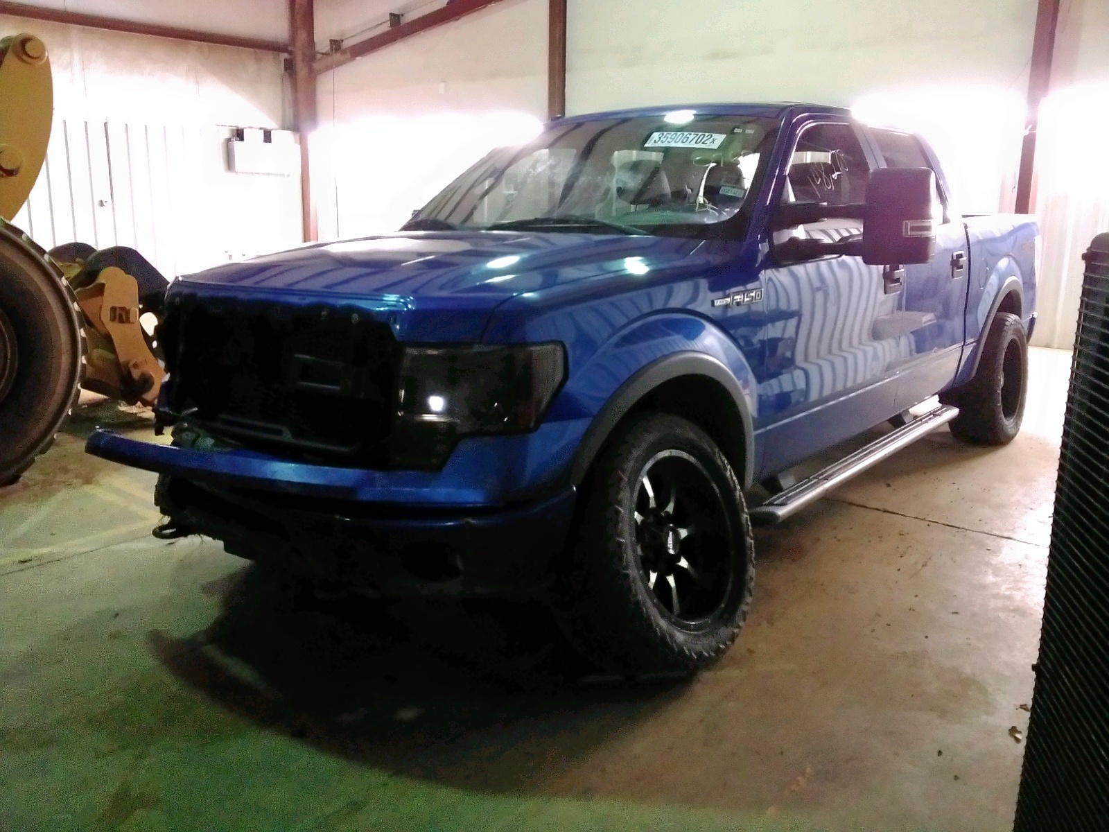 Photo 2 from auction – 2010 FORD F150 SUPER with VIN 1FTFW1EV8AFB60760