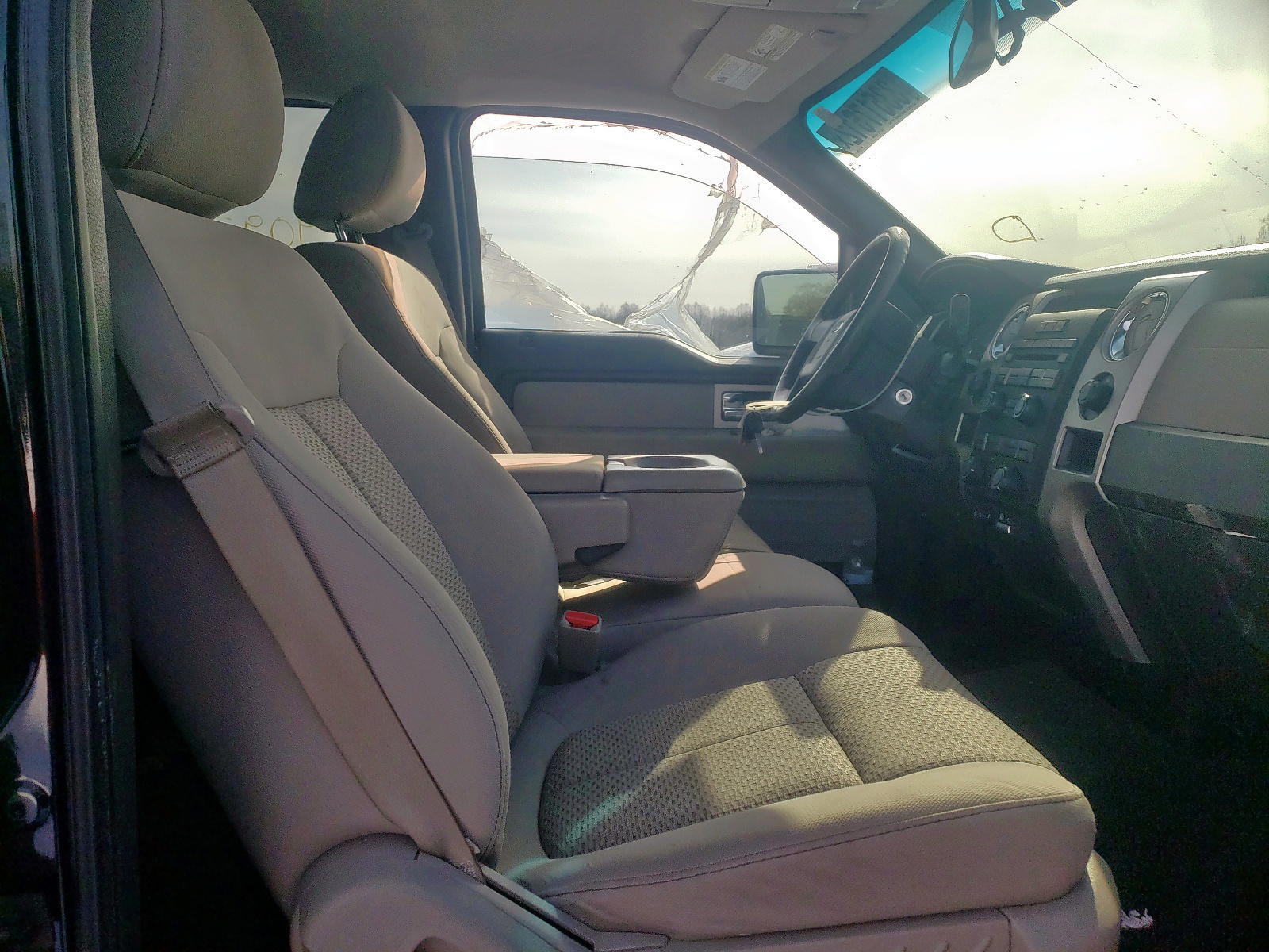 Photo 5 from auction – 2010 FORD F150 SUPER with VIN 1FTEW1E87AFD15319