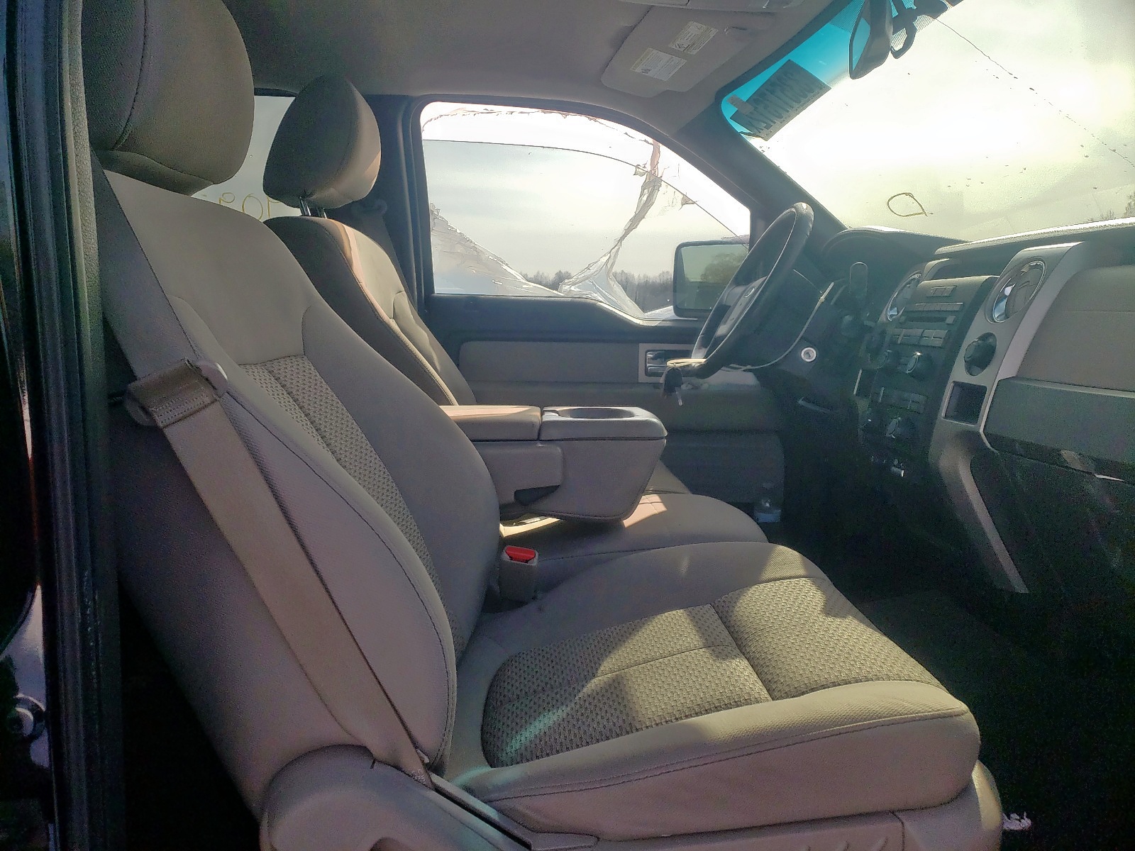 Zdjęcie 5 z aukcji – 2010 FORD F150 SUPER z VIN 1FTEW1E87AFD15319