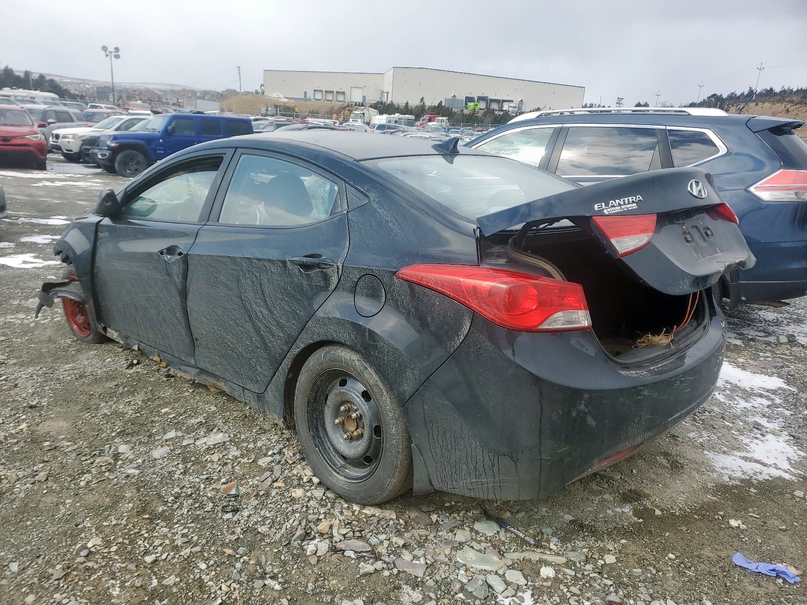 Photo 3 from auction – 2012 HYUNDAI ELANTRA GL with VIN 5NPDH4AEXCH065084