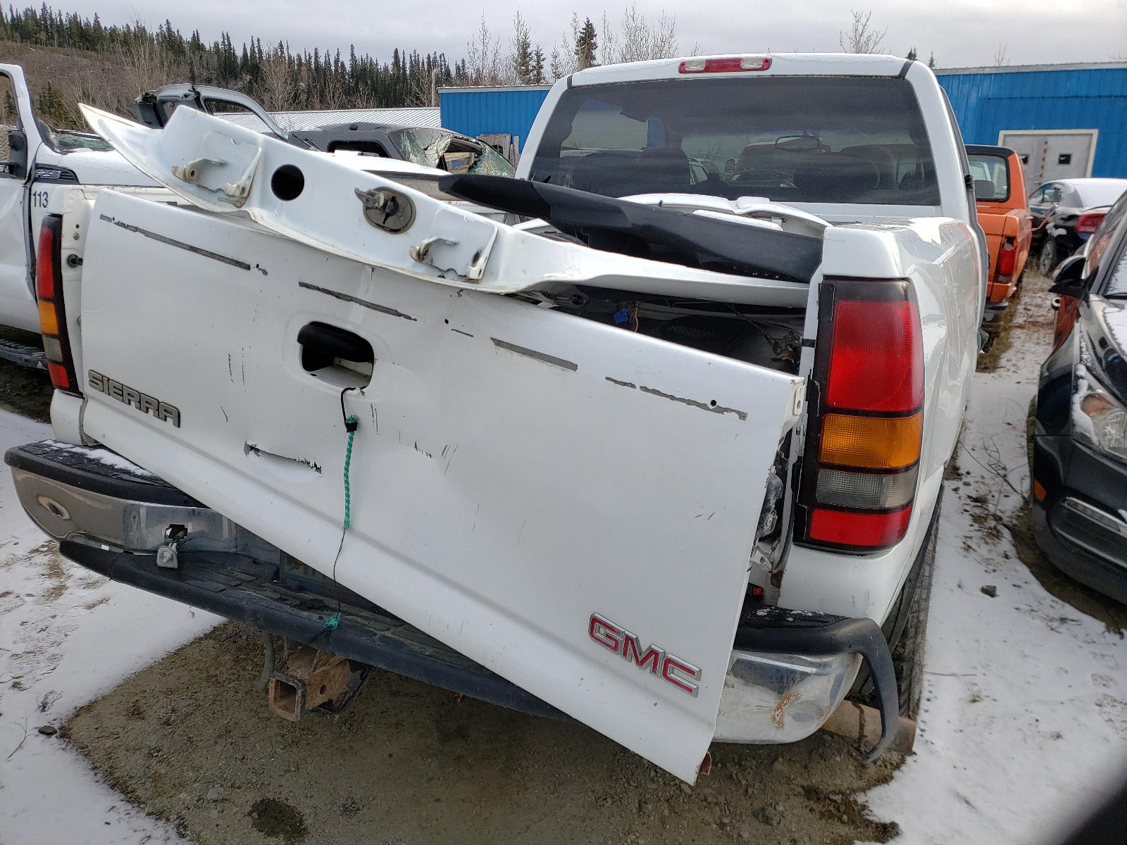 Photo 9 from auction – 2014 GMC SIERRA K35 with VIN 1GD423C85EF142469