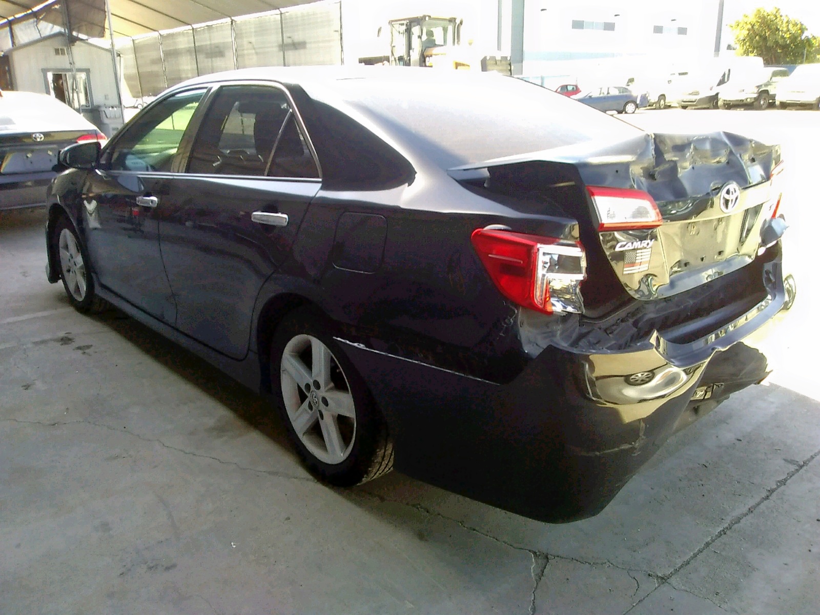 Photo 9 from auction – 2013 TOYOTA CAMRY L with VIN 4T1BF1FK0DU644338