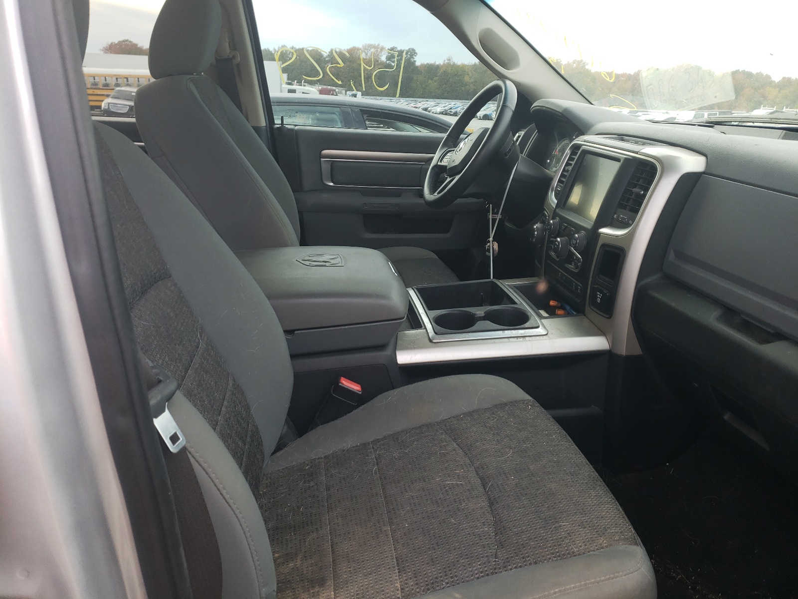 Photo 5 from auction – 2015 RAM 1500 SLT with VIN 1C6RR6LT0FS542936