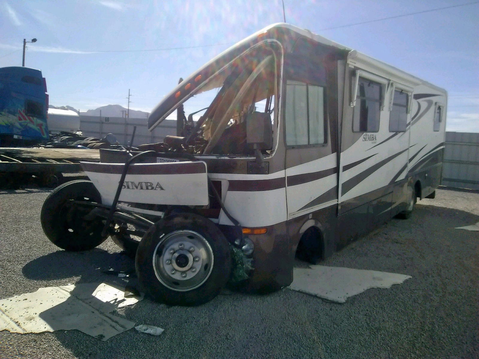 Photo 2 from auction – 2004 MNAC MOTORHOME with VIN 5B4MP67G743389667