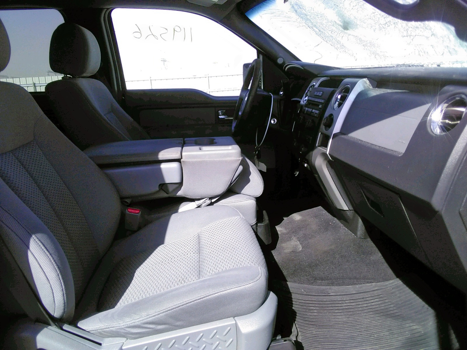 Photo 5 from auction – 2013 FORD F150 SUPER with VIN 1FTEW1CM0DKE94220