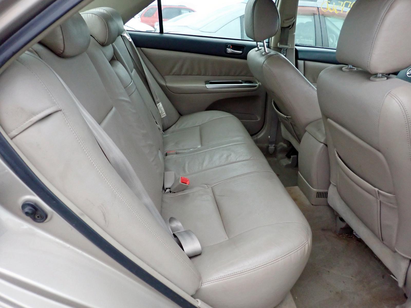 Photo 6 from auction – 2005 TOYOTA CAMRY LE with VIN 4T1BE32K65U562507