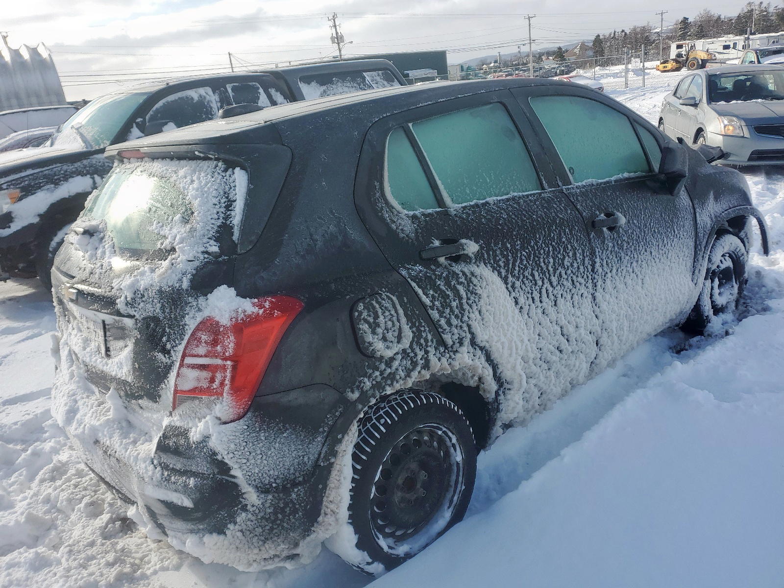 Photo 4 from auction – 2015 CHEVROLET TRAX LS with VIN 3GNCJKSB4FL133089