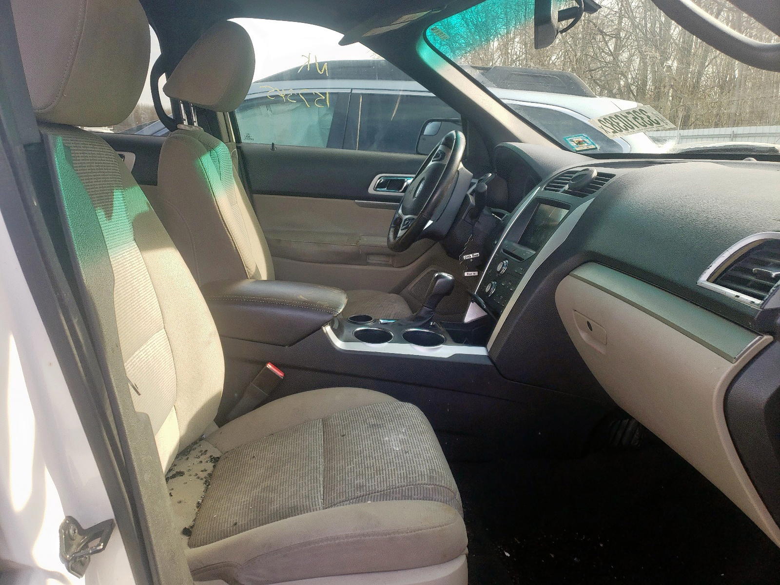 Photo 5 from auction – 2011 FORD EXPLORER X with VIN 1FMHK7D81BGA83241