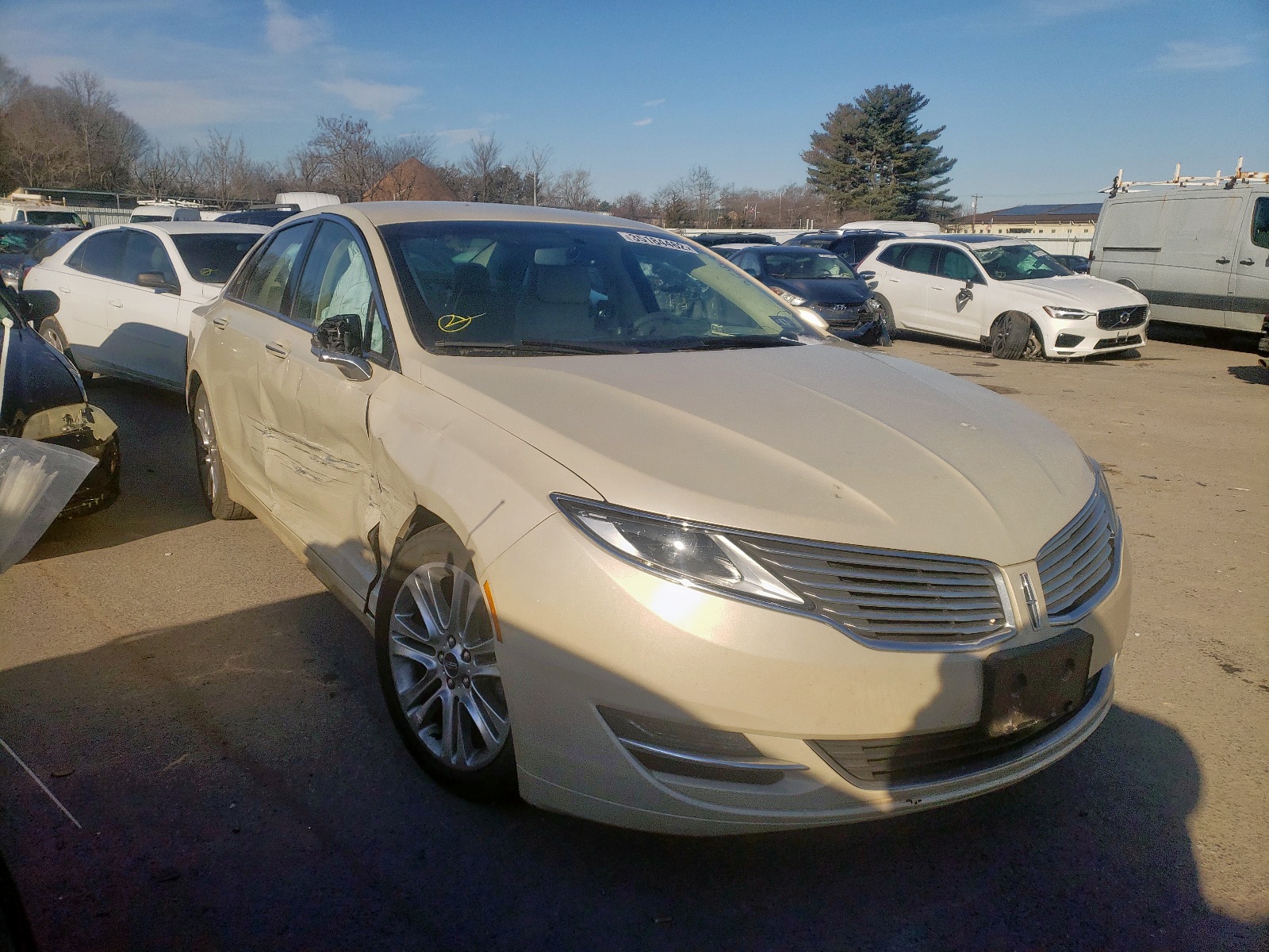 Photo 1 from auction – 2014 LINCOLN MKZ HYBRID with VIN 3LN6L2LU7ER835169