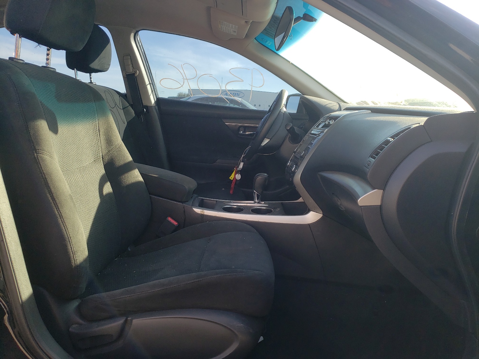 Photo 5 from auction – 2015 NISSAN ALTIMA 2.5 with VIN 1N4AL3AP2FN375303