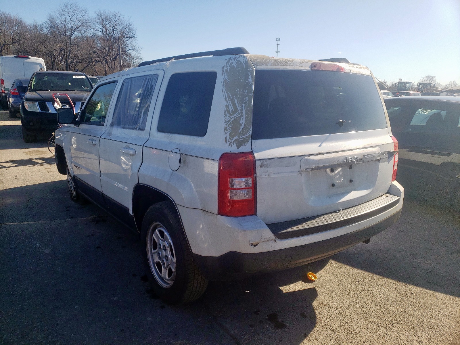 Photo 3 from auction – 2015 JEEP PATRIOT SP with VIN 1C4NJPBA4FD284316