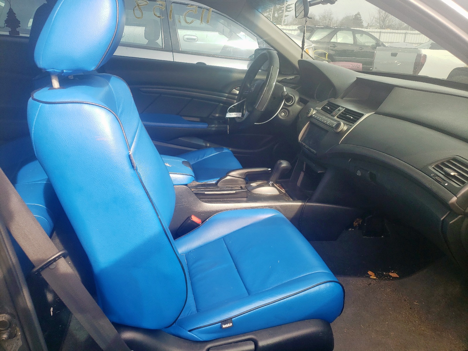 Photo 5 from auction – 2012 HONDA ACCORD LX with VIN 1HGCS1B33CA001969