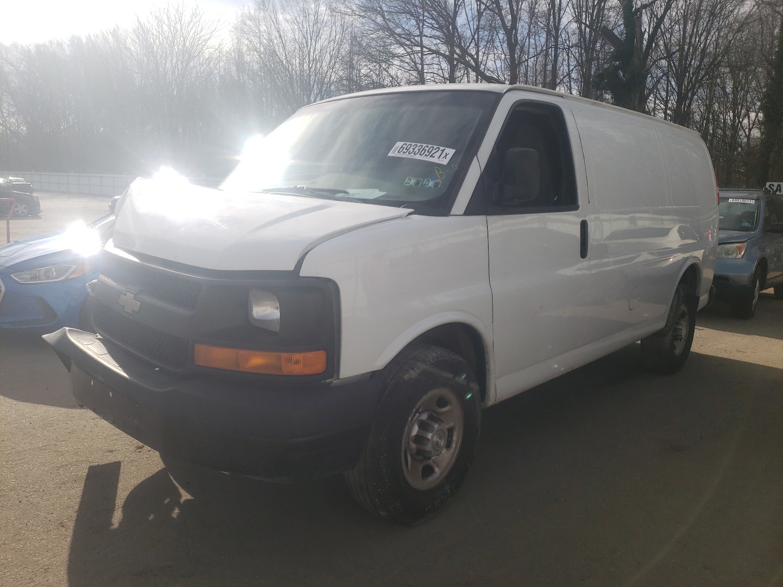 Photo 2 from auction – 2016 CHEVROLET EXPRESS G2 with VIN 1GCWGAFF1G1217181